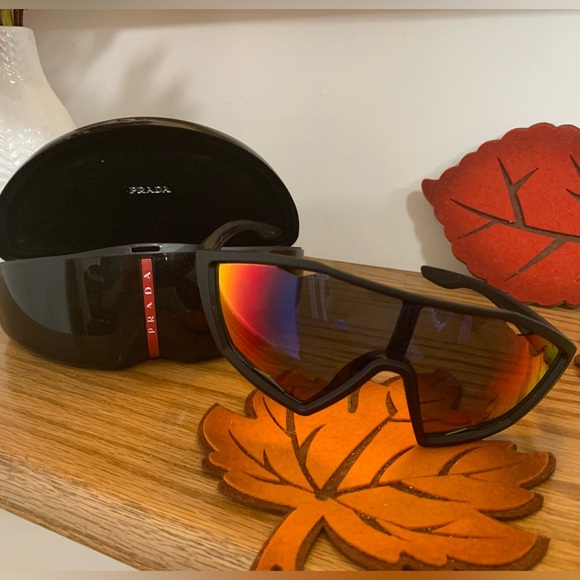 Prada Black and Red Sunglasses - Picture 1 of 7